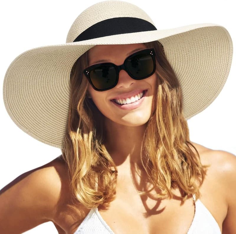 Floppy summer straw hat