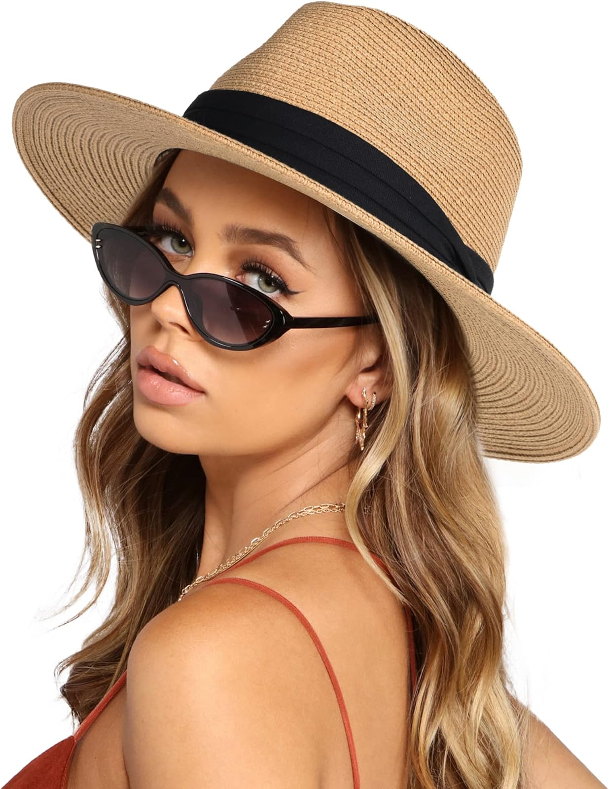 Wide brim straw panama