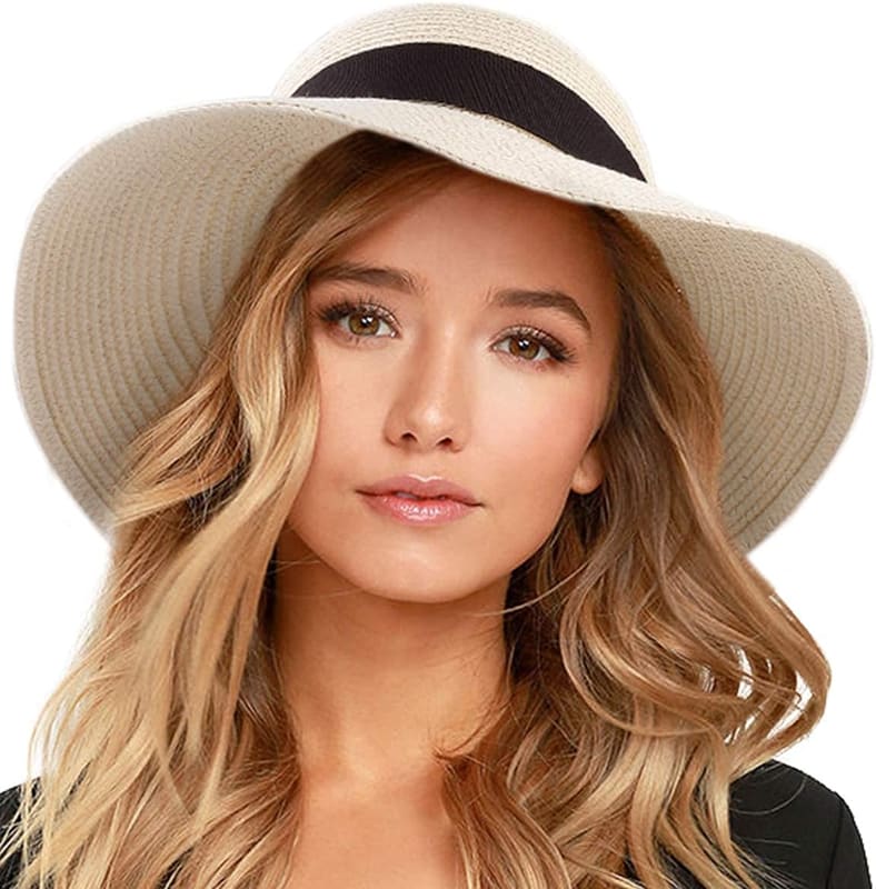 Wide brim travel straw in pure beige